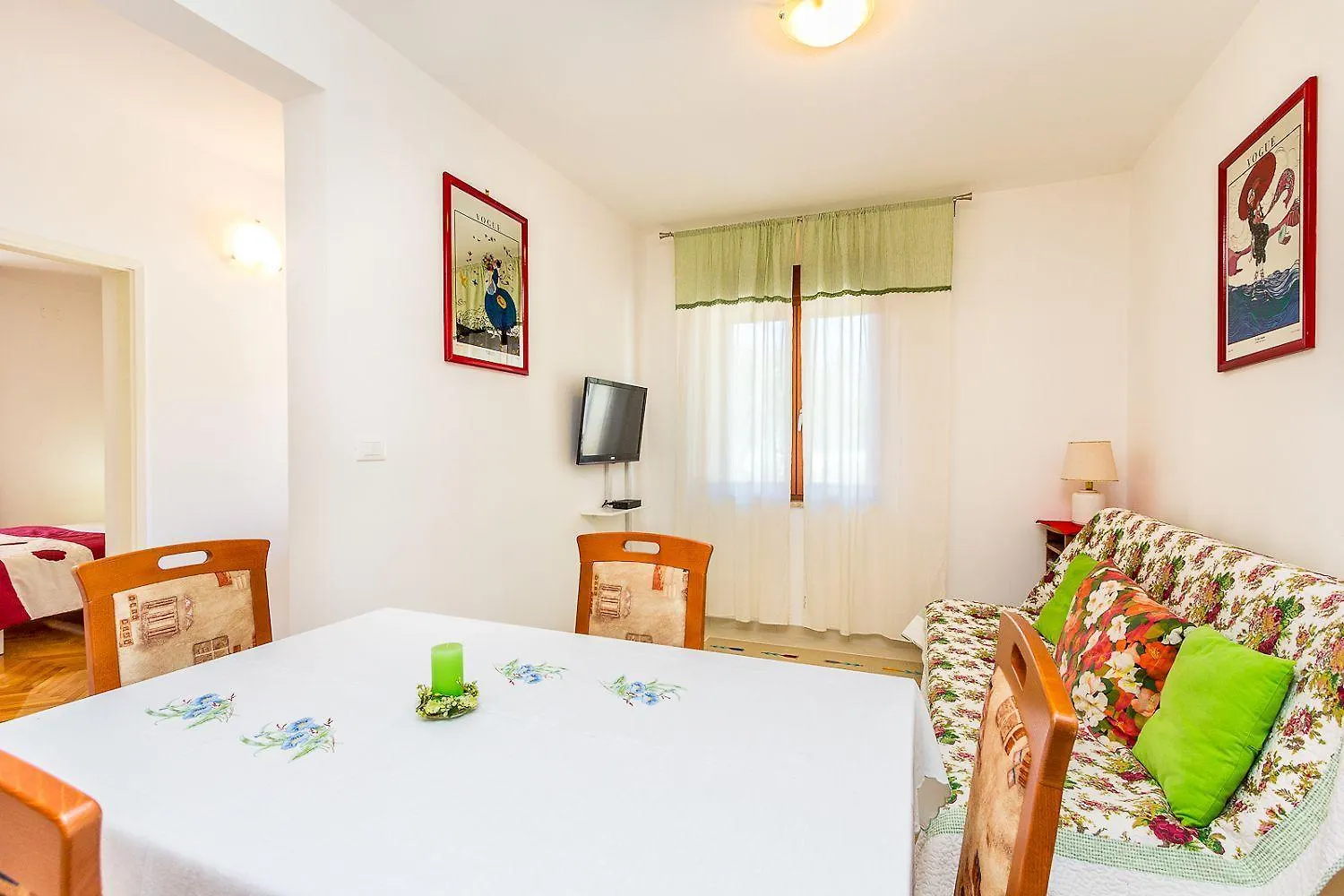 Schoene Ferienwohnung Nur 500 Meter Bis Zum Strand Mit Kueche, Bad, Klima, Wlan, Terrasse, Grill بنجول كرواتيا