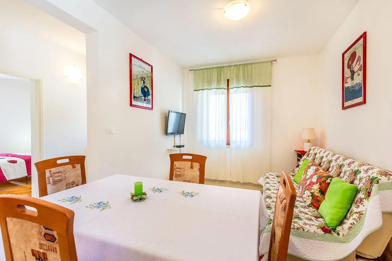 بيت للعطل Schoene Ferienwohnung Nur 500 Meter Bis Zum Strand Mit Kueche, Bad, Klima, Wlan, Terrasse, Grill بنجول